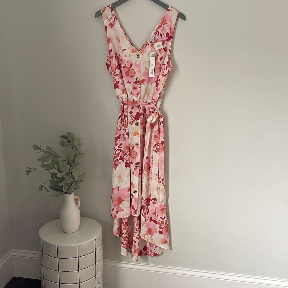 LUXOLOGY Floral Dress. High-Low. Pink Floral. Size XL
